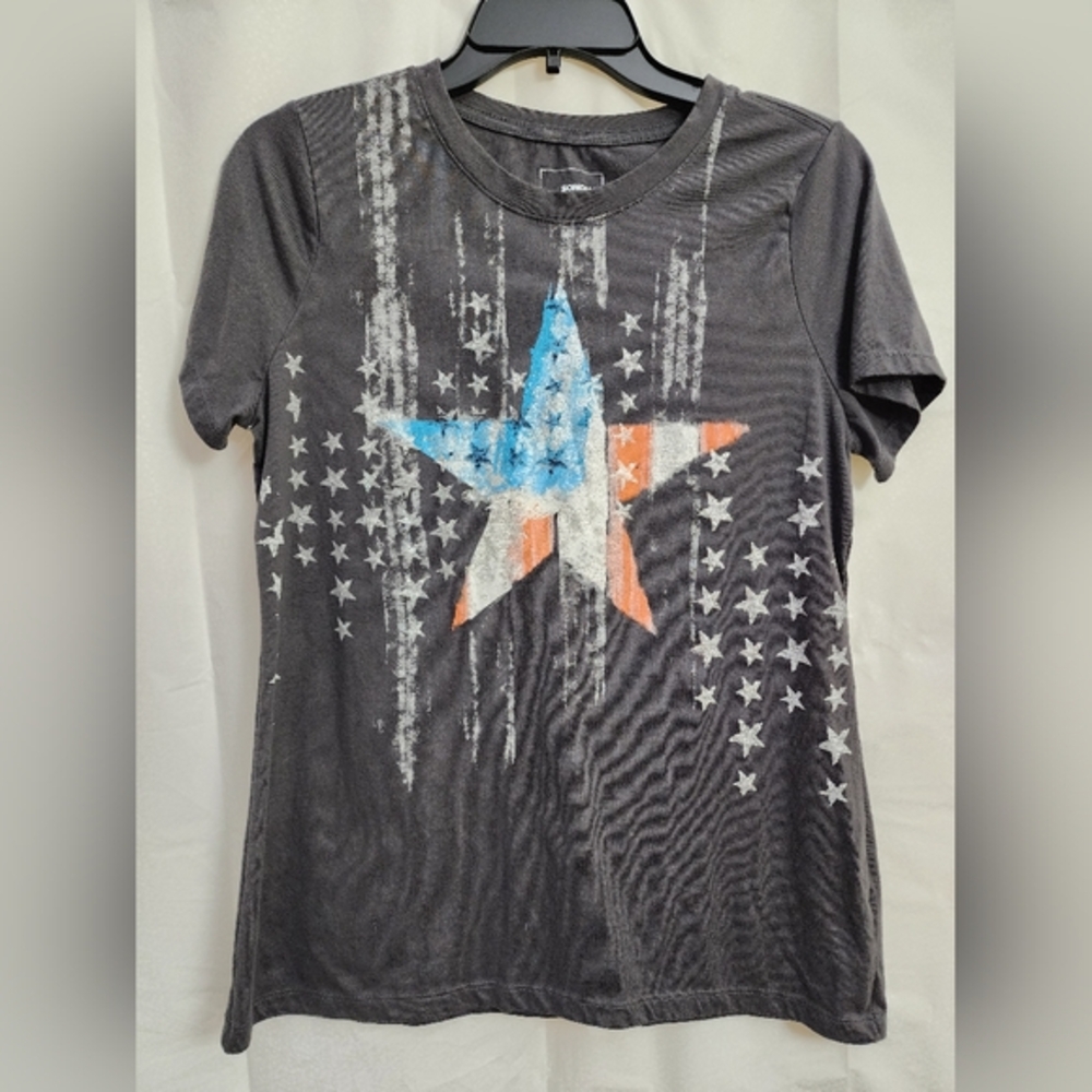 SONOMA Size Small, grey stars and Stripes T-shirt, like new!